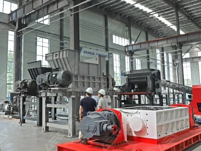 고형 폐기물 분쇄기: MSW, 타이어, 금속 및 플라스틱용 1, 2 및 4축 분쇄기